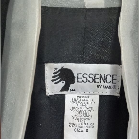 Essence black blazer - Picture 5 of 5